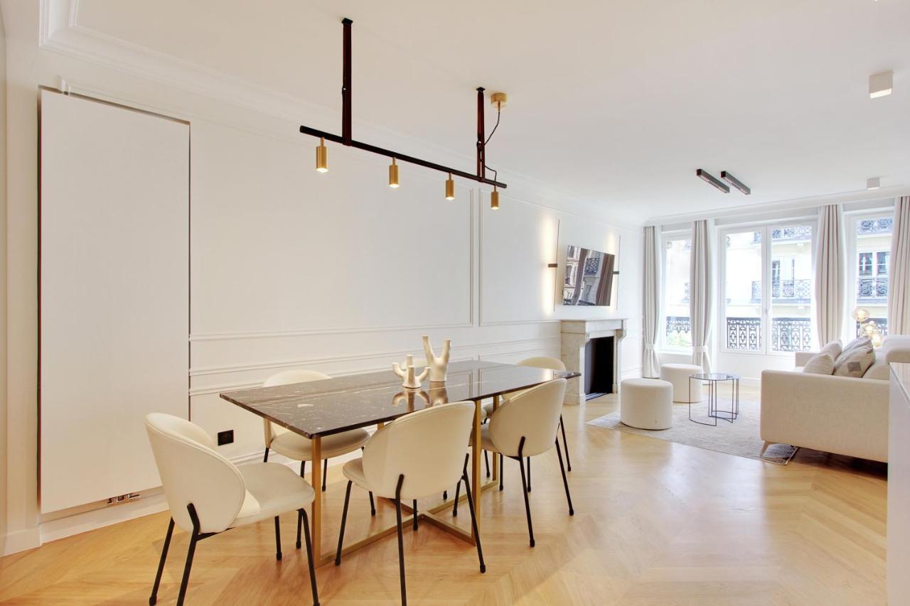 Stunning With View At The Very Heart Of Appartamento *