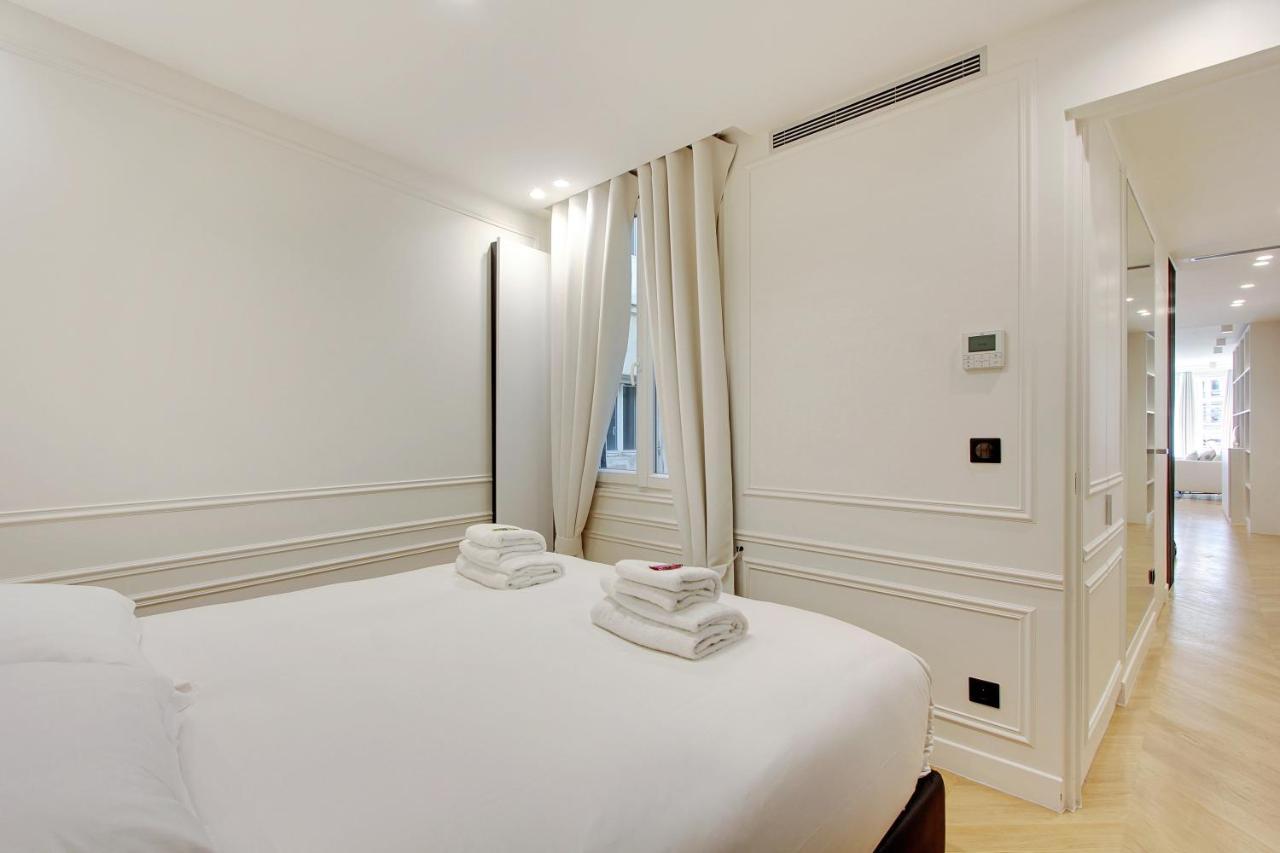 Stunning With View At The Very Heart Of Parigi
